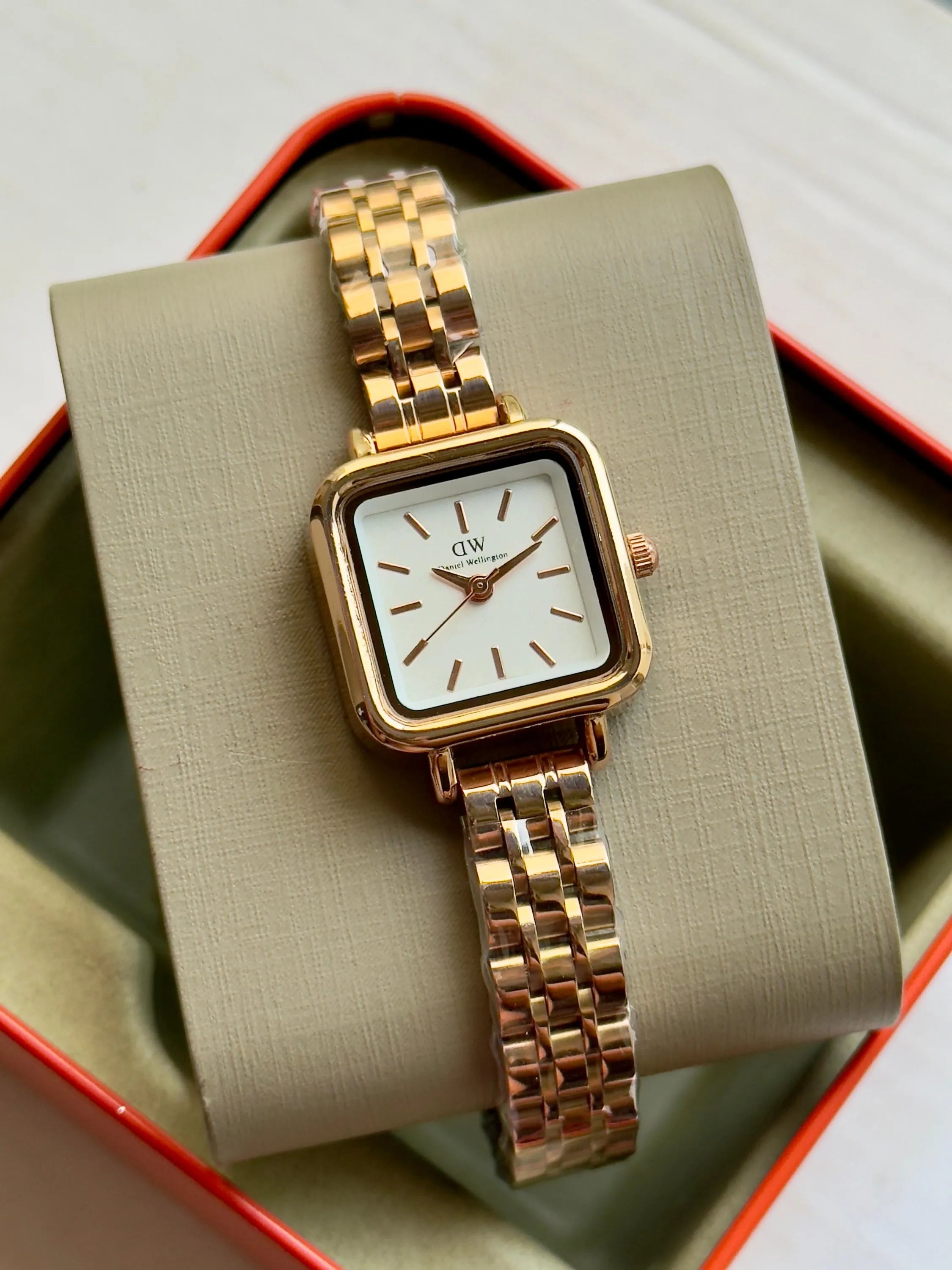 Gold WD watch with Diamond Band