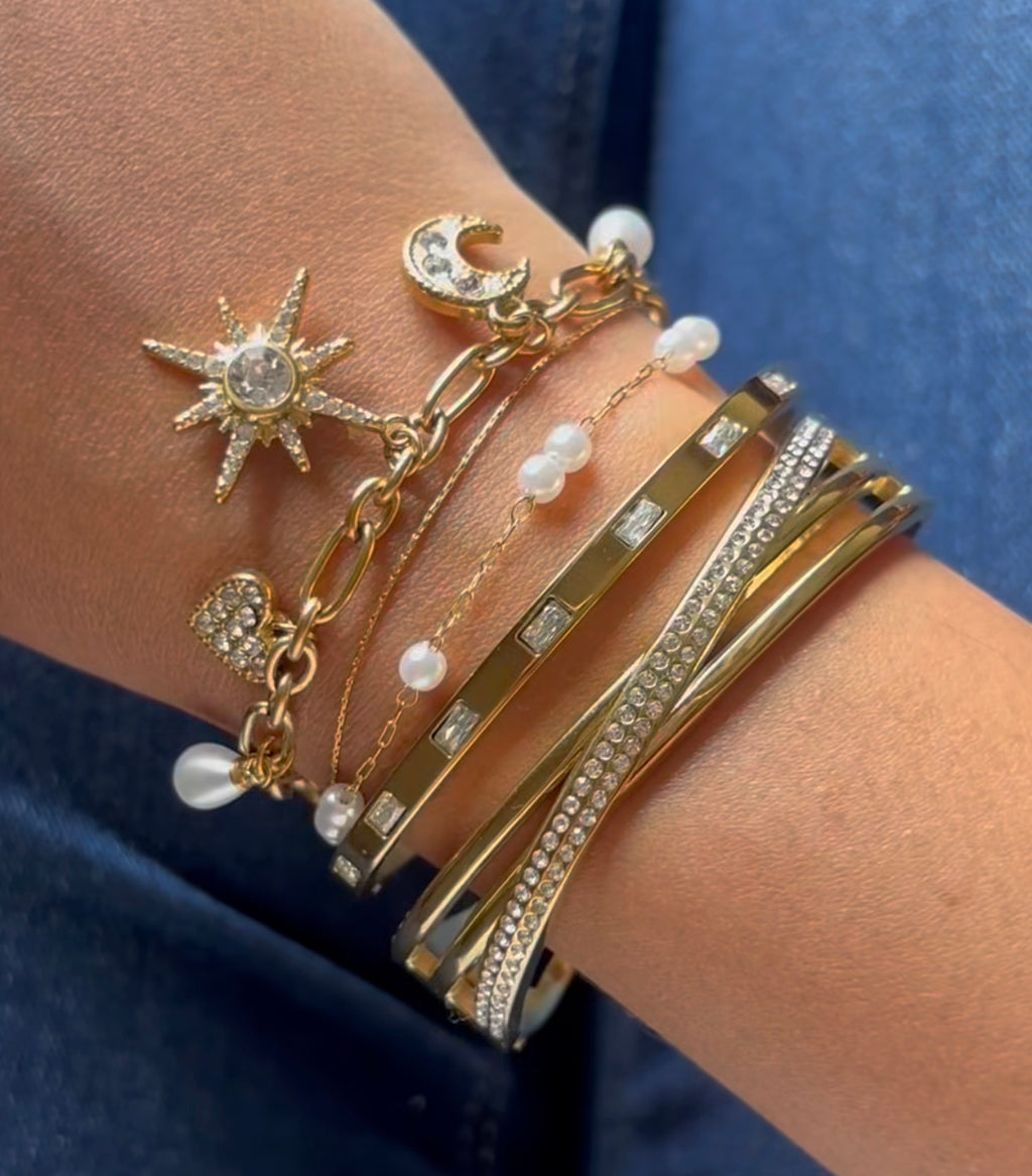 Aurelia Stack