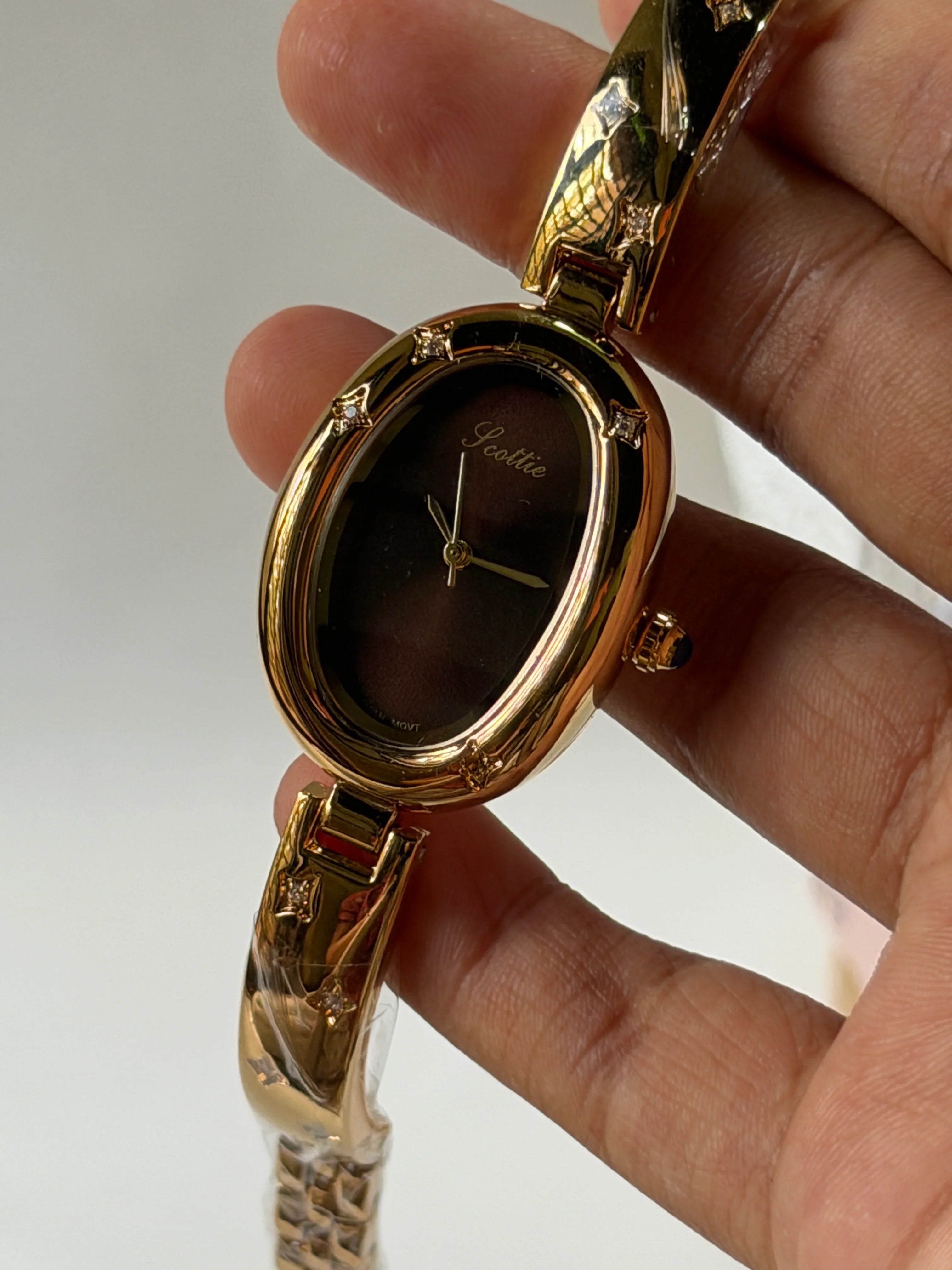 High end luxe starry watch